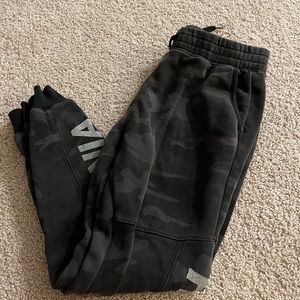 Black camo Hollister joggers